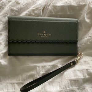 Kate Spade Scallop Folio Wristlet/Case iPhone 7